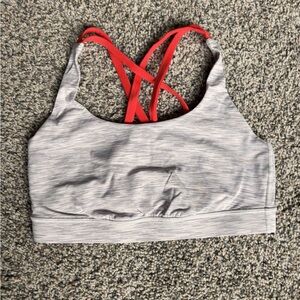 Lululemon energy bra size 6